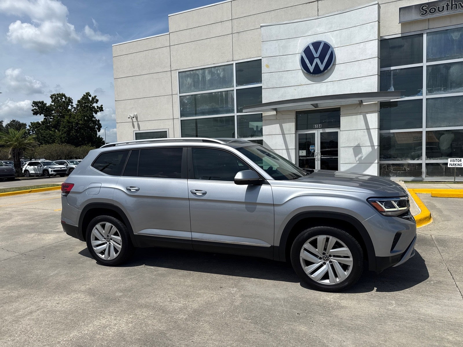 2021 Volkswagen Atlas 2021.5 3.6L V6 SEL