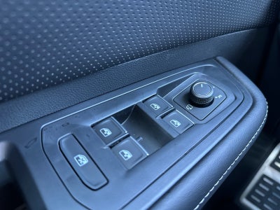 2026 Volkswagen Atlas Cross Sport 2.0T SEL Premium R-Line 4MOTION