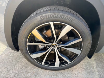 2026 Volkswagen Atlas Cross Sport 2.0T SEL Premium R-Line 4MOTION