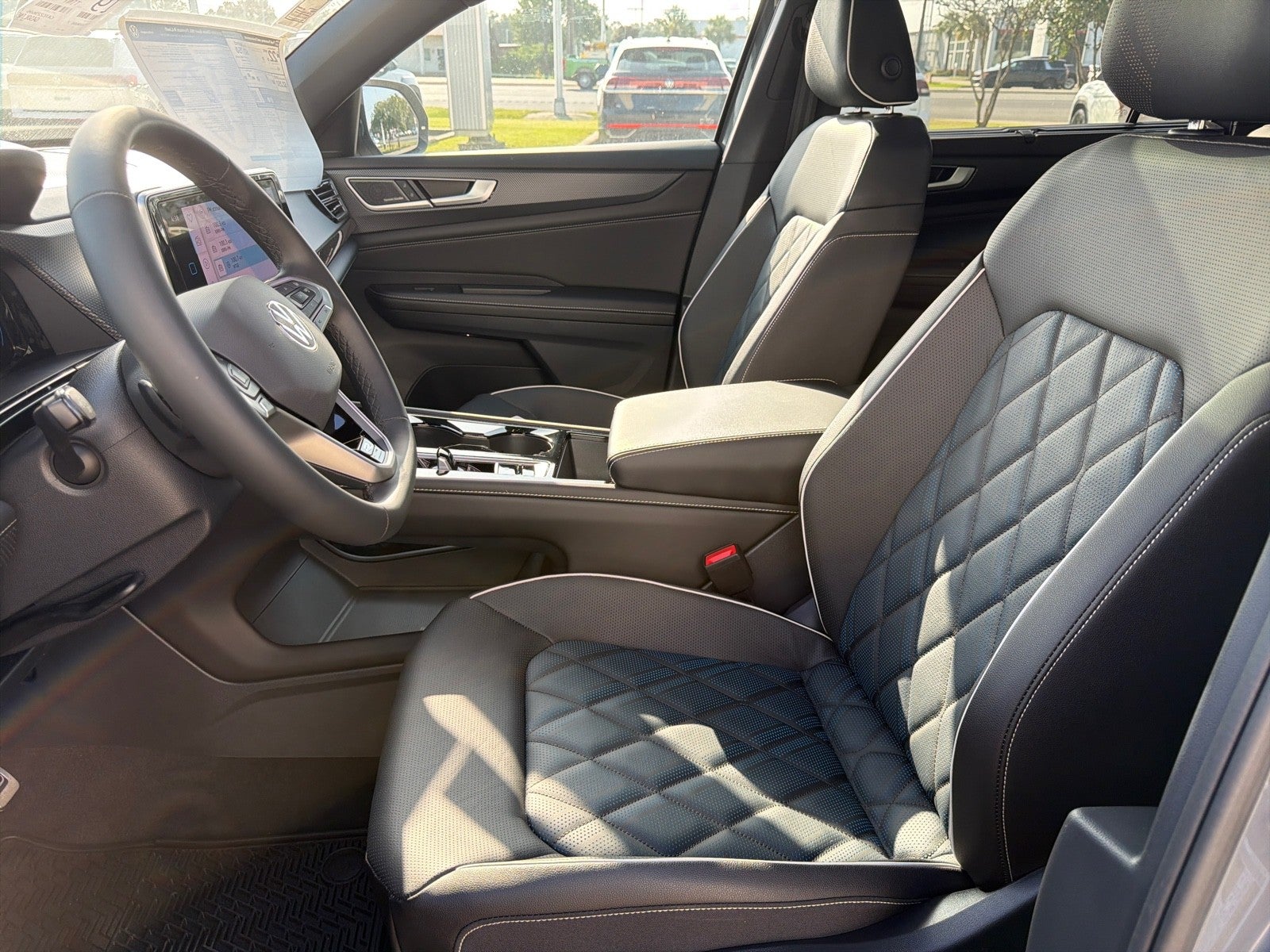 2026 Volkswagen Atlas Cross Sport 2.0T SEL Premium R-Line 4MOTION