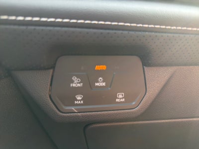 2026 Volkswagen Atlas Cross Sport 2.0T SEL Premium R-Line 4MOTION