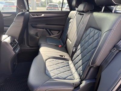 2026 Volkswagen Atlas Cross Sport 2.0T SEL Premium R-Line 4MOTION
