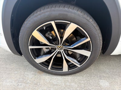2026 Volkswagen Atlas Cross Sport 2.0T SEL Premium R-Line 4MOTION