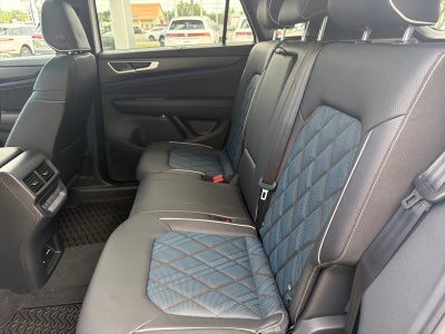 2026 Volkswagen Atlas Cross Sport 2.0T SEL Premium R-Line 4MOTION