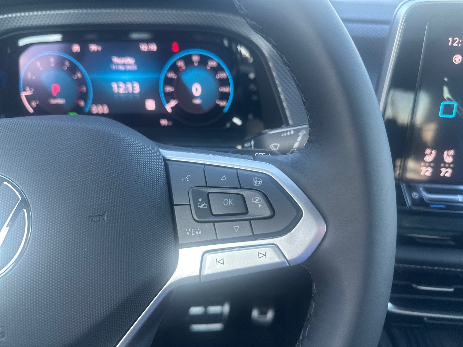 2026 Volkswagen Atlas Cross Sport 2.0T SEL Premium R-Line 4MOTION