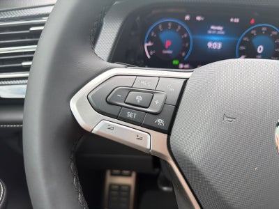 2026 Volkswagen Atlas Cross Sport 2.0T SEL Premium R-Line 4MOTION