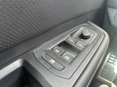 2026 Volkswagen Atlas Cross Sport 2.0T SEL Premium R-Line 4MOTION