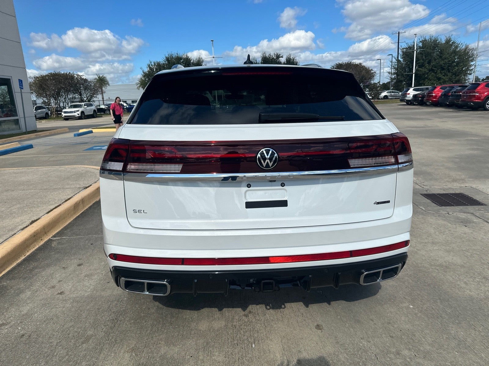 2026 Volkswagen Atlas Cross Sport 2.0T SEL Premium R-Line 4MOTION