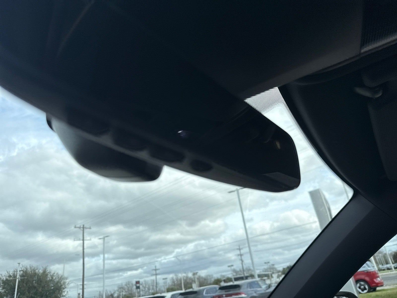 2023 Volkswagen Atlas Cross Sport 3.6L V6 SEL Premium R-Line 4MOTION