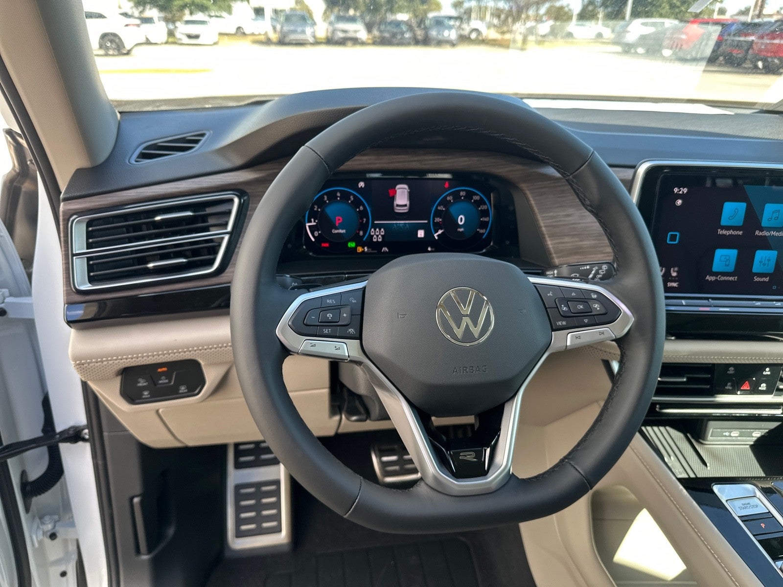 2026 Volkswagen Atlas 2.0T SEL Premium R-Line 4MOTION
