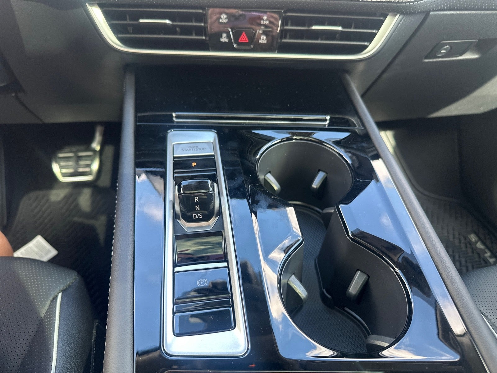 2026 Volkswagen Atlas 2.0T SEL Premium R-Line 4MOTION