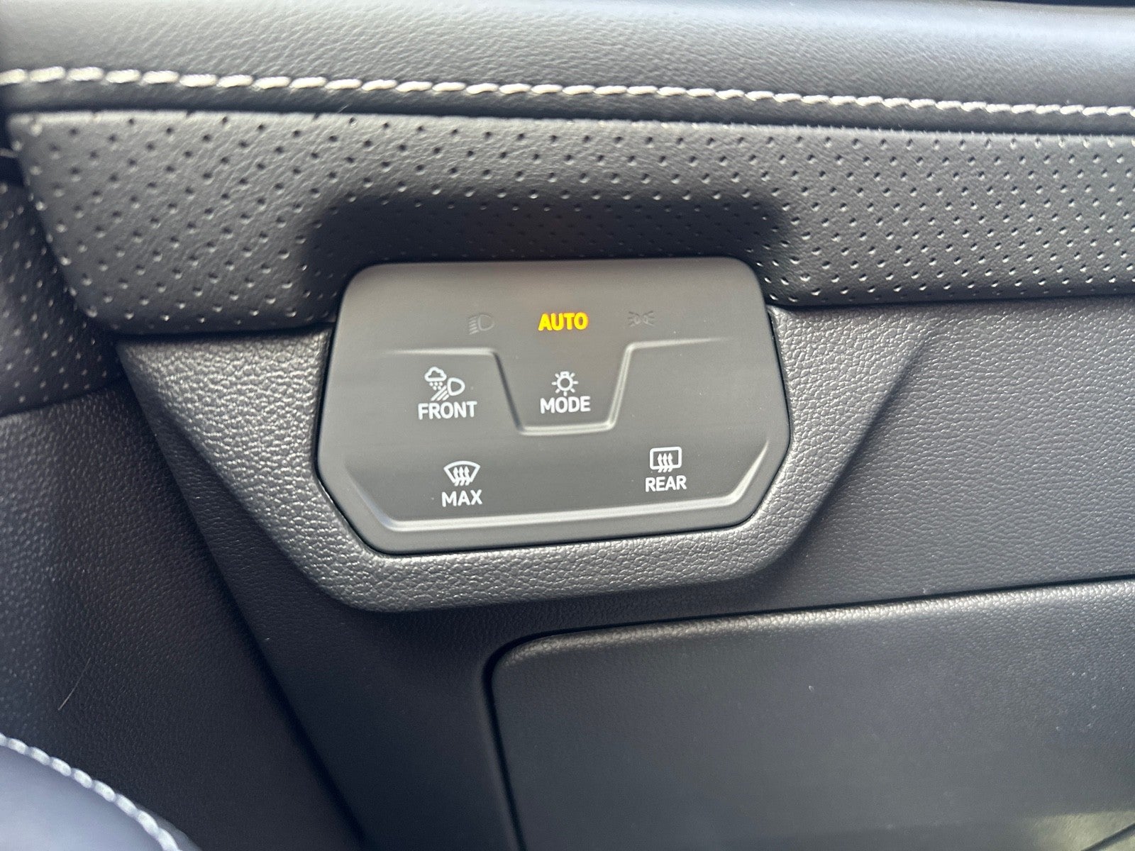 2026 Volkswagen Atlas 2.0T SEL Premium R-Line 4MOTION