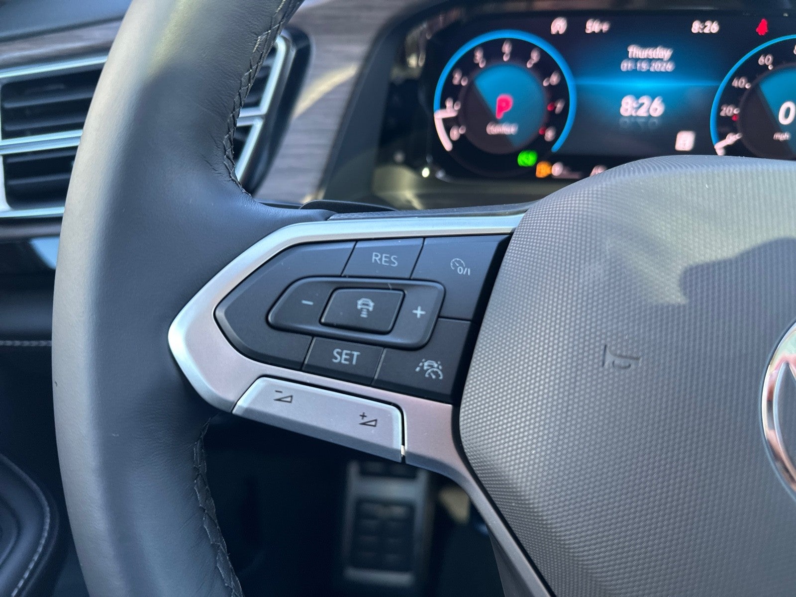 2026 Volkswagen Atlas 2.0T SEL Premium R-Line 4MOTION