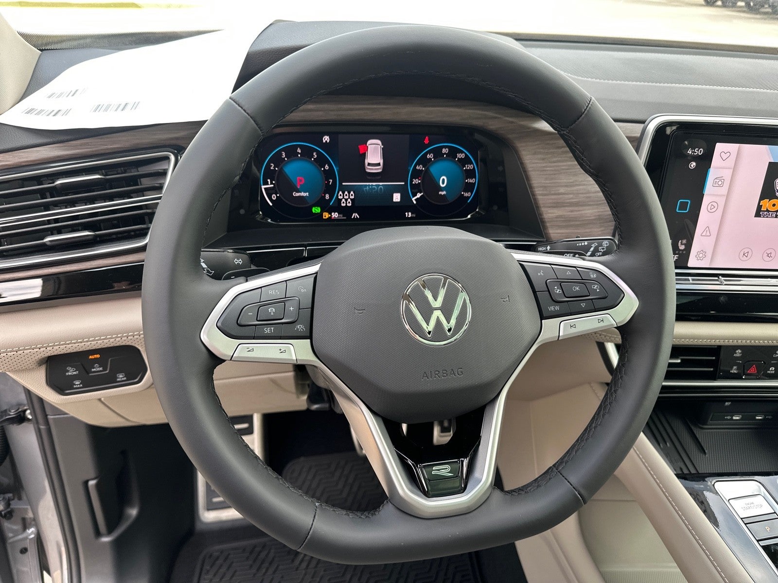 2026 Volkswagen Atlas 2.0T SEL Premium R-Line 4MOTION