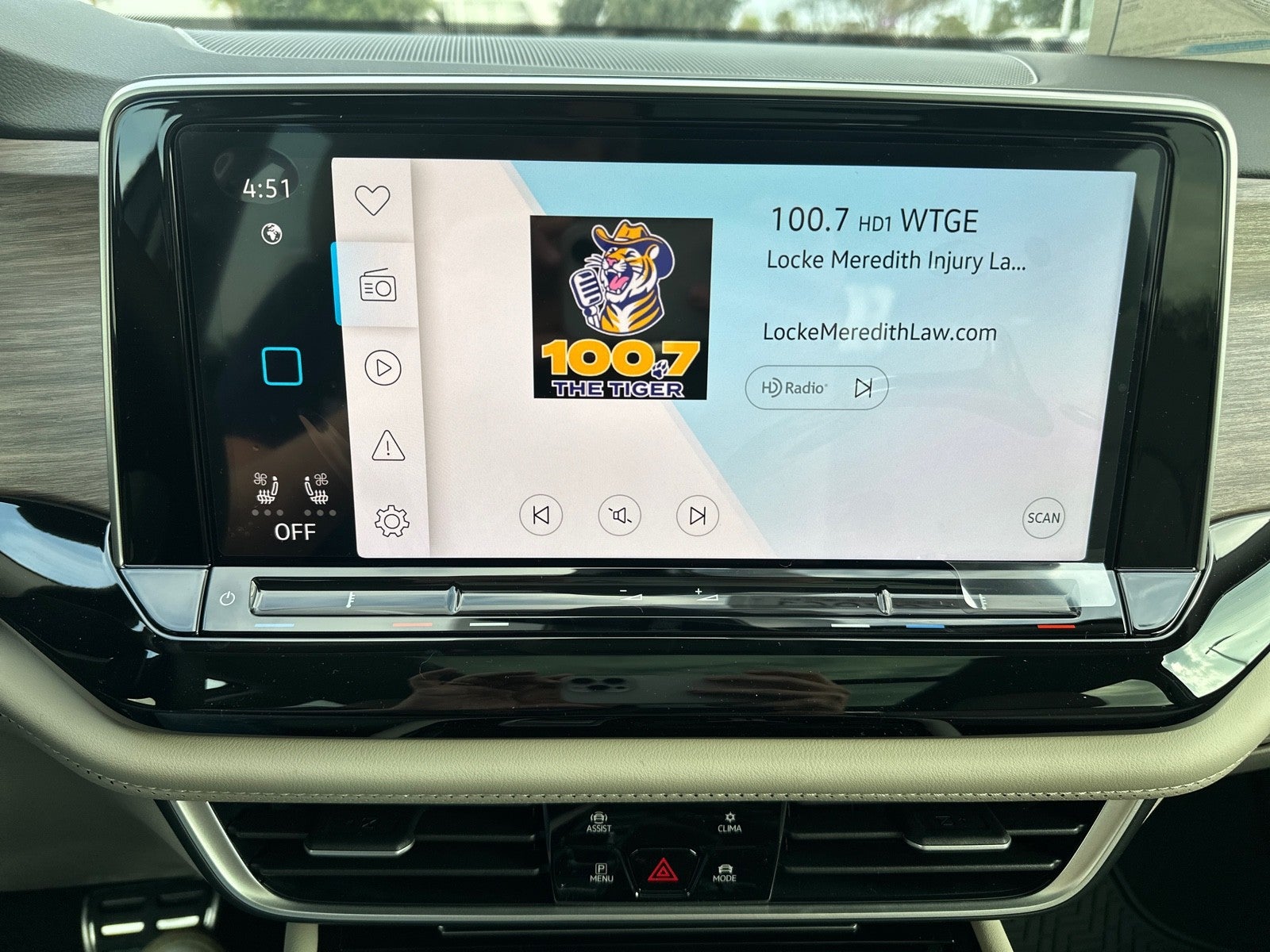 2026 Volkswagen Atlas 2.0T SEL Premium R-Line 4MOTION