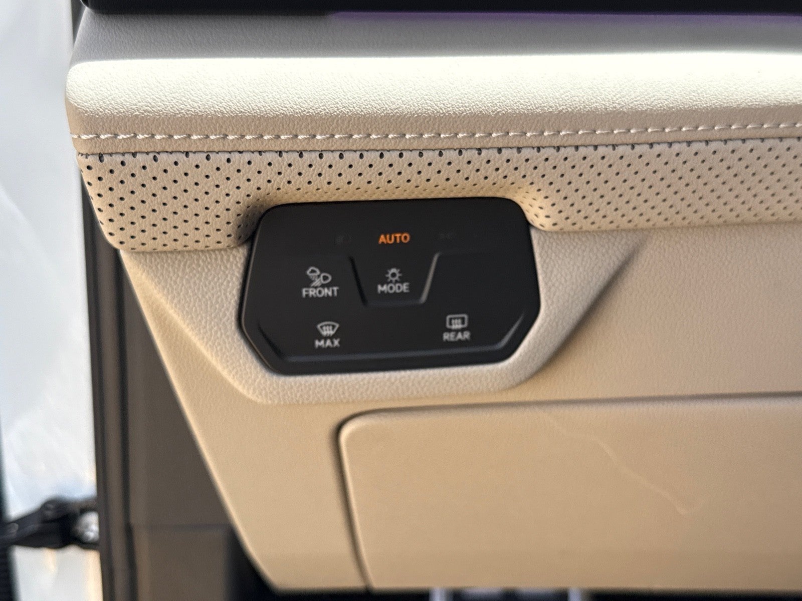 2026 Volkswagen Atlas 2.0T SEL Premium R-Line 4MOTION