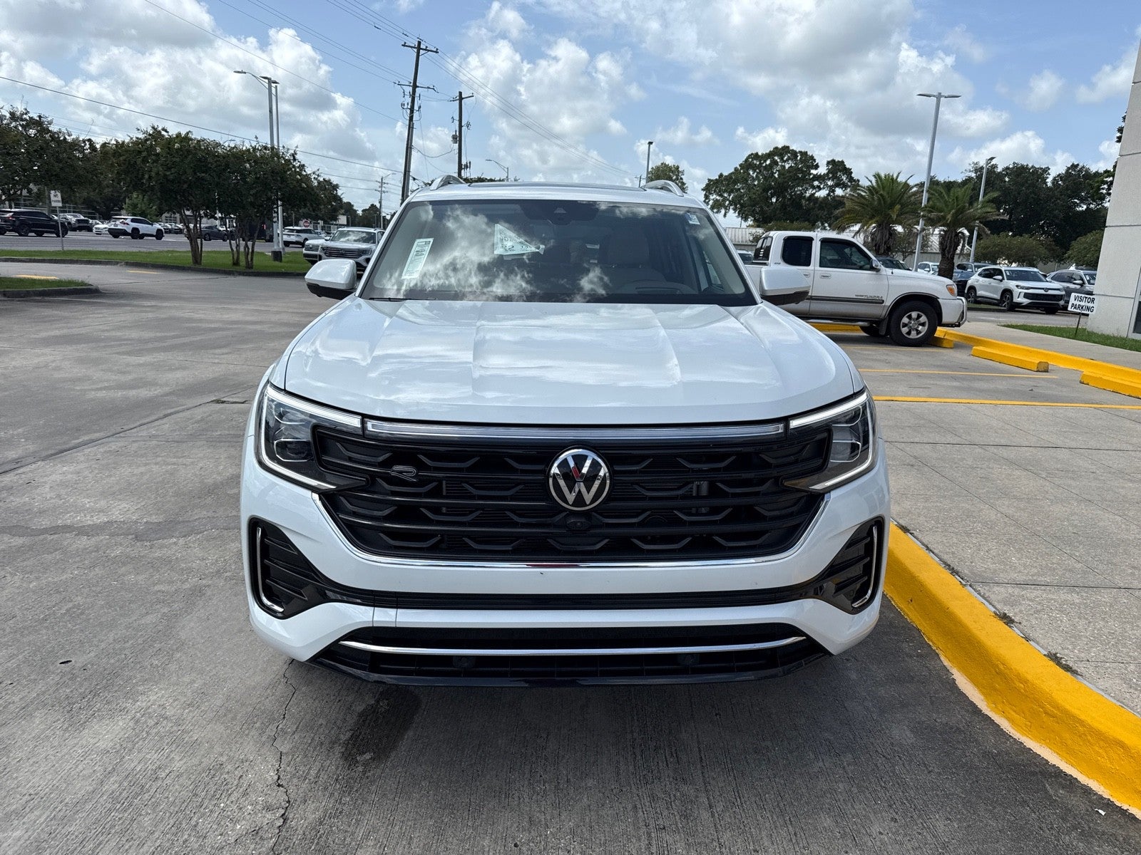 2026 Volkswagen Atlas 2.0T SEL Premium R-Line 4MOTION