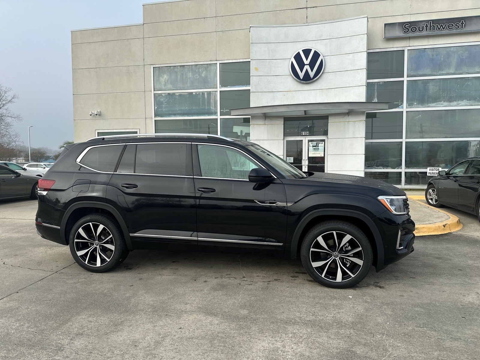 2026 Volkswagen Atlas 2.0T SEL Premium R-Line 4MOTION