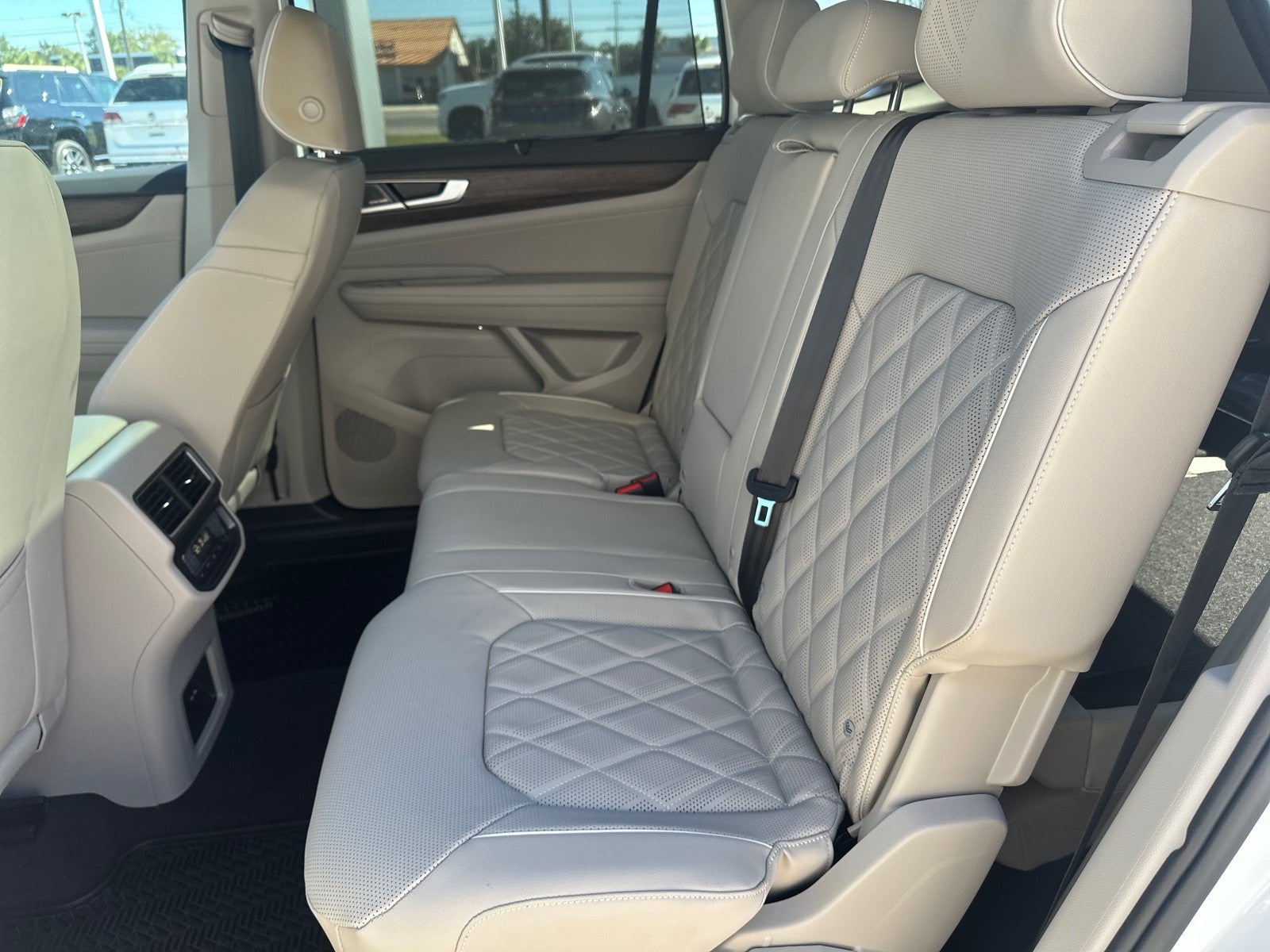 2026 Volkswagen Atlas 2.0T SEL Premium R-Line 4MOTION