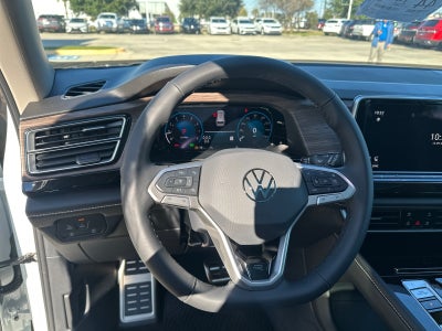 2026 Volkswagen Atlas 2.0T SEL Premium R-Line 4MOTION