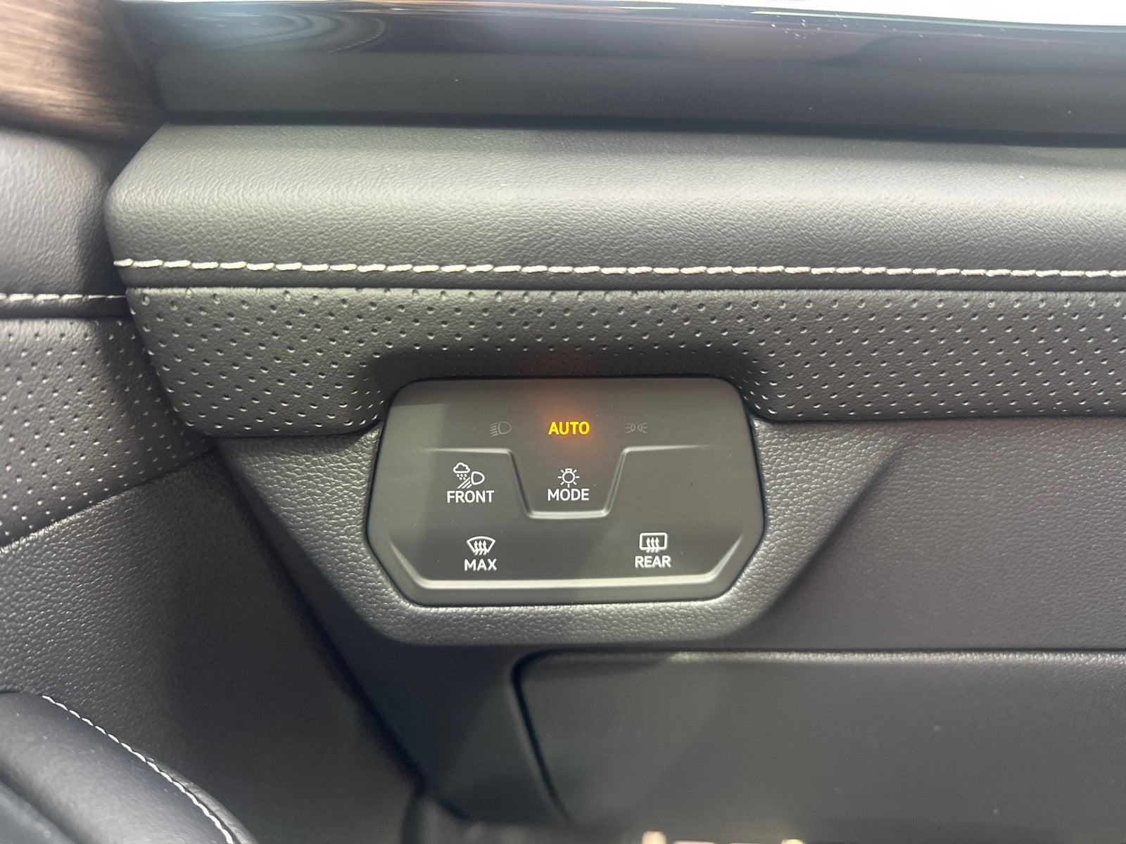 2026 Volkswagen Atlas 2.0T SEL Premium R-Line 4MOTION