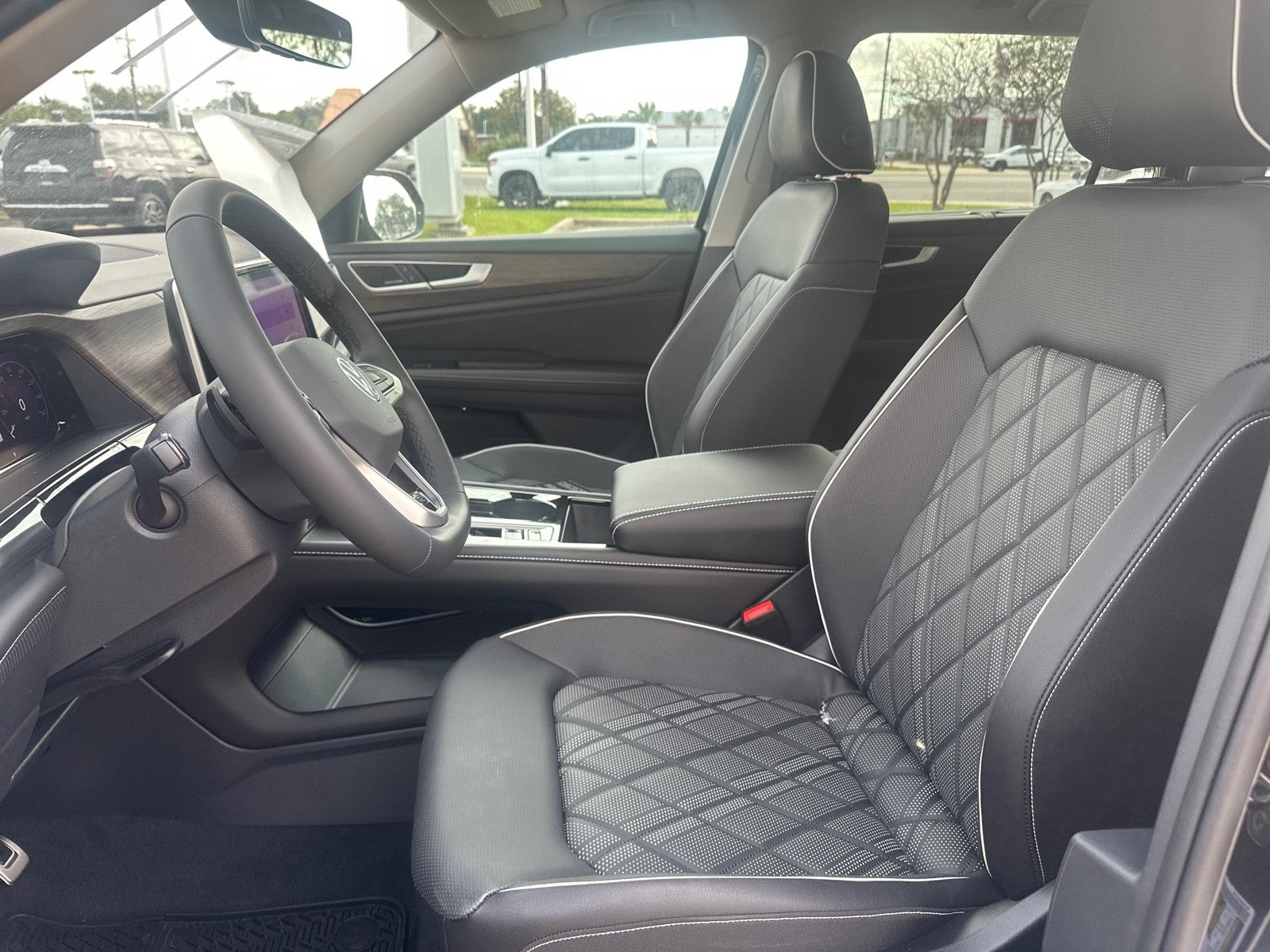 2026 Volkswagen Atlas 2.0T SEL Premium R-Line 4MOTION