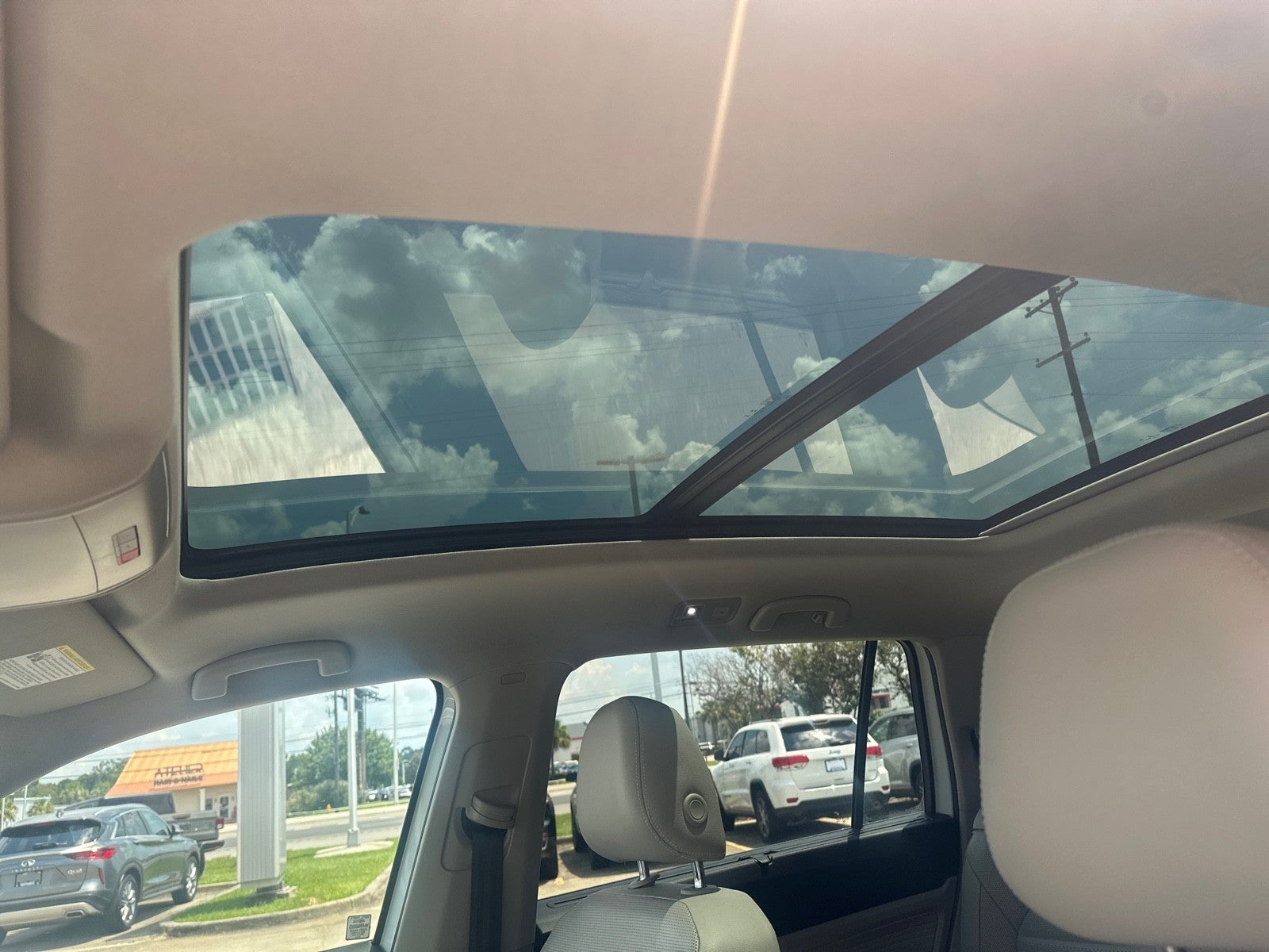 2021 Volkswagen Atlas 2021.5 3.6L V6 SEL Premium R-Line 4MOTION