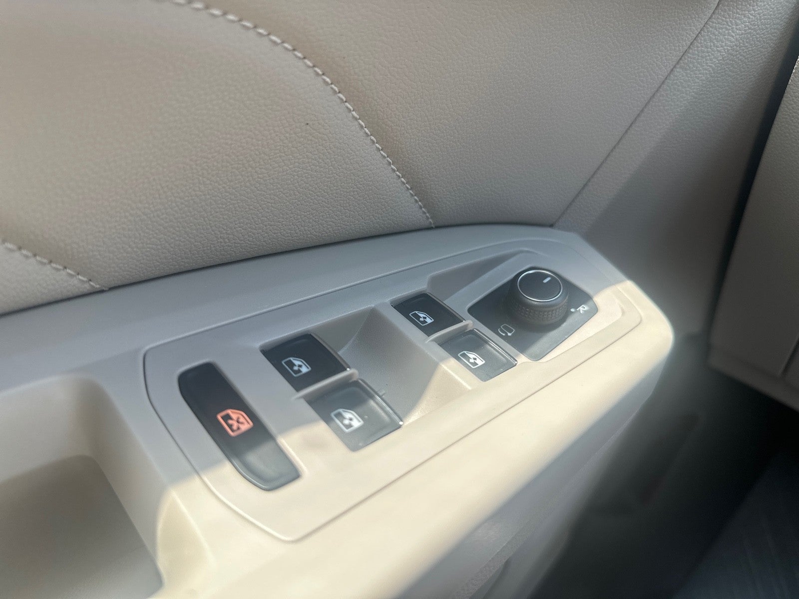 2021 Volkswagen Atlas 2021.5 3.6L V6 SEL Premium R-Line 4MOTION