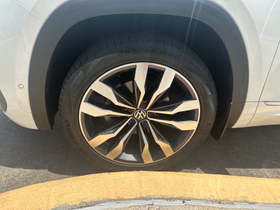 2021 Volkswagen Atlas 2021.5 3.6L V6 SEL Premium R-Line 4MOTION