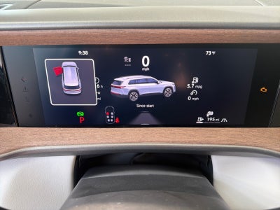 2027 Volkswagen Atlas SE w/Technology FWD