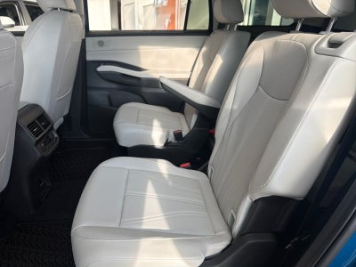 2027 Volkswagen Atlas SE w/Technology FWD