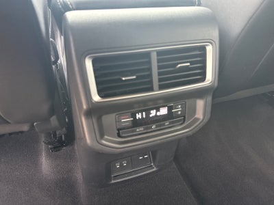 2024 Volkswagen Atlas 2.0T SE w/Technology 4MOTION