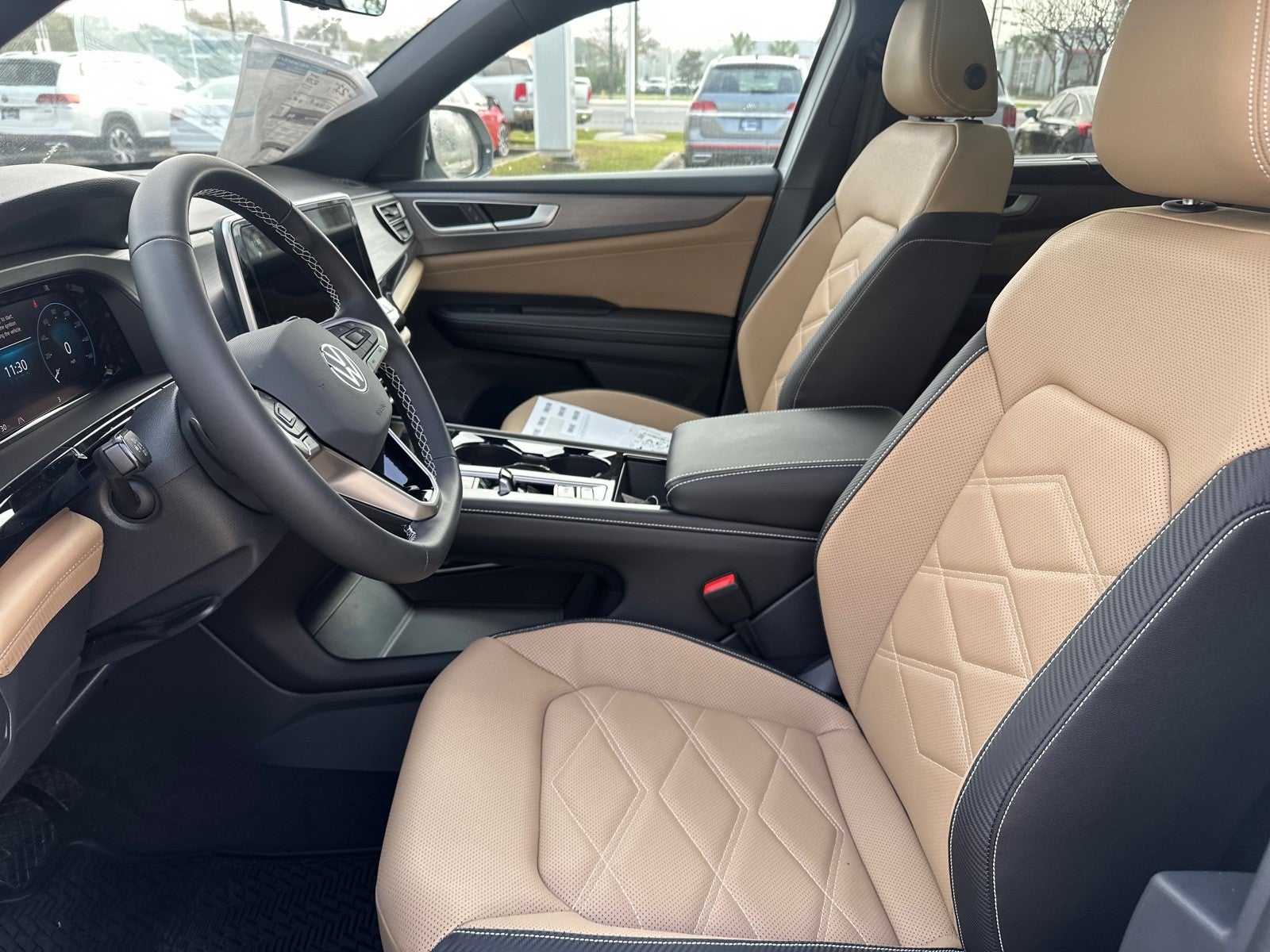 2026 Volkswagen Atlas Cross Sport 2.0T SE w/Technology FWD