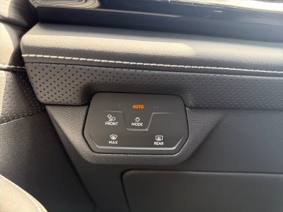 2026 Volkswagen Atlas Cross Sport 2.0T SE w/Technology FWD