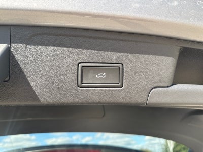 2026 Volkswagen Atlas Cross Sport 2.0T SE w/Technology FWD