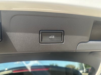 2026 Volkswagen Atlas Cross Sport 2.0T SE w/Technology FWD