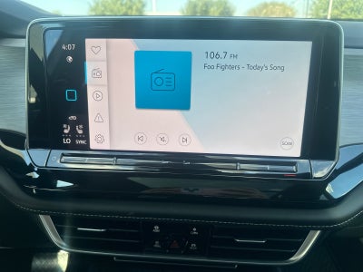 2026 Volkswagen Atlas Cross Sport 2.0T SE w/Technology FWD