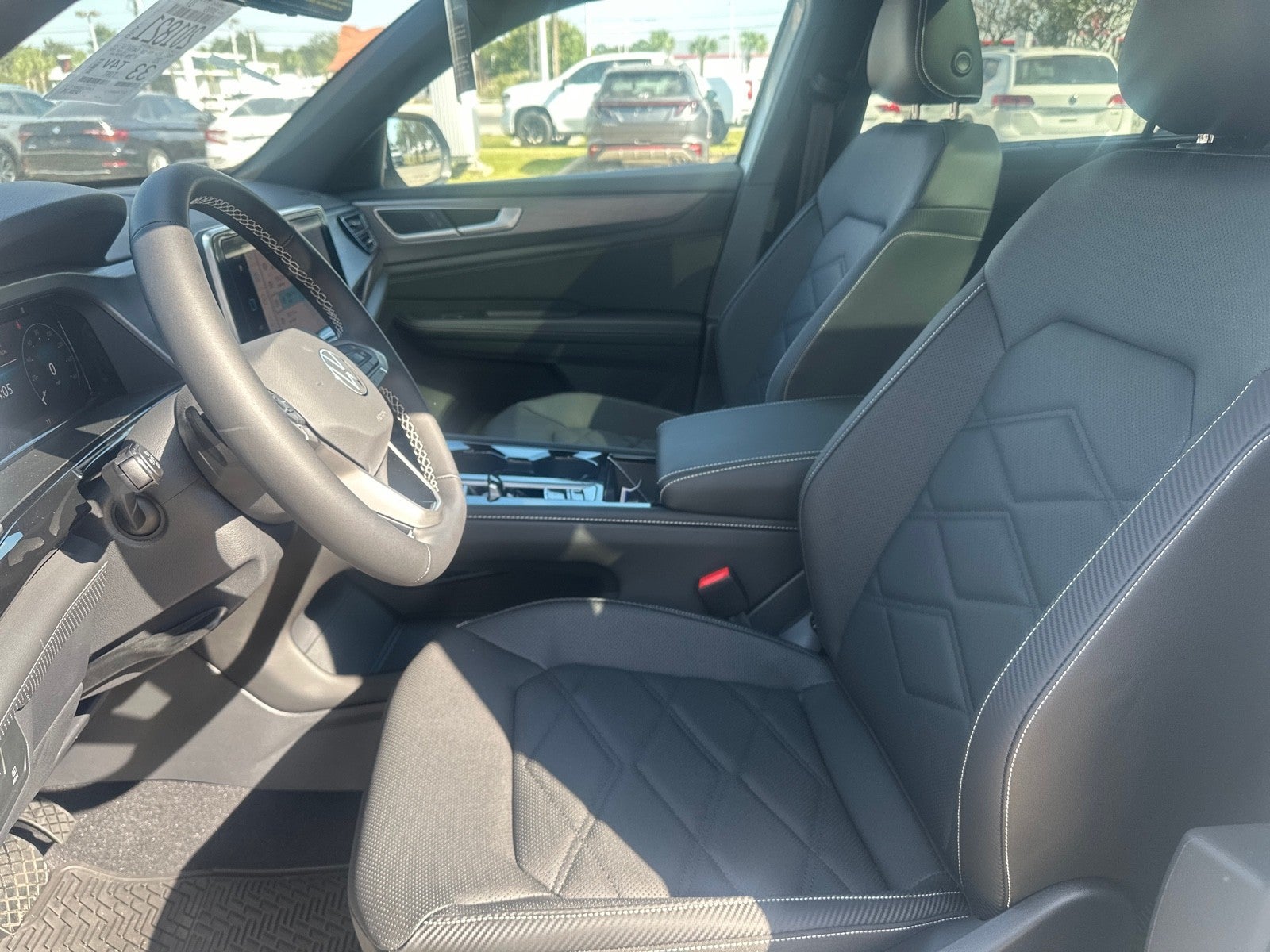 2026 Volkswagen Atlas Cross Sport 2.0T SE w/Technology FWD