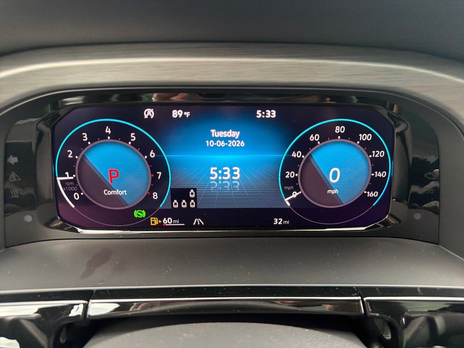 2026 Volkswagen Atlas Cross Sport 2.0T SE w/Technology FWD
