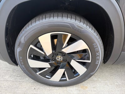 2026 Volkswagen Atlas Cross Sport 2.0T SE w/Technology FWD