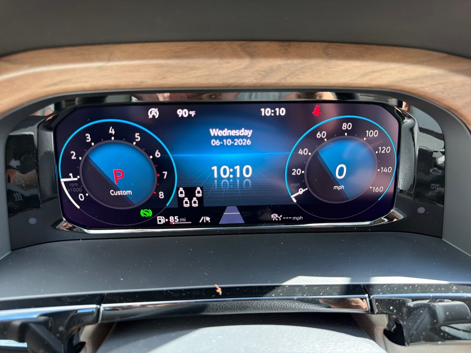 2026 Volkswagen Atlas 2.0T SE w/Technology FWD