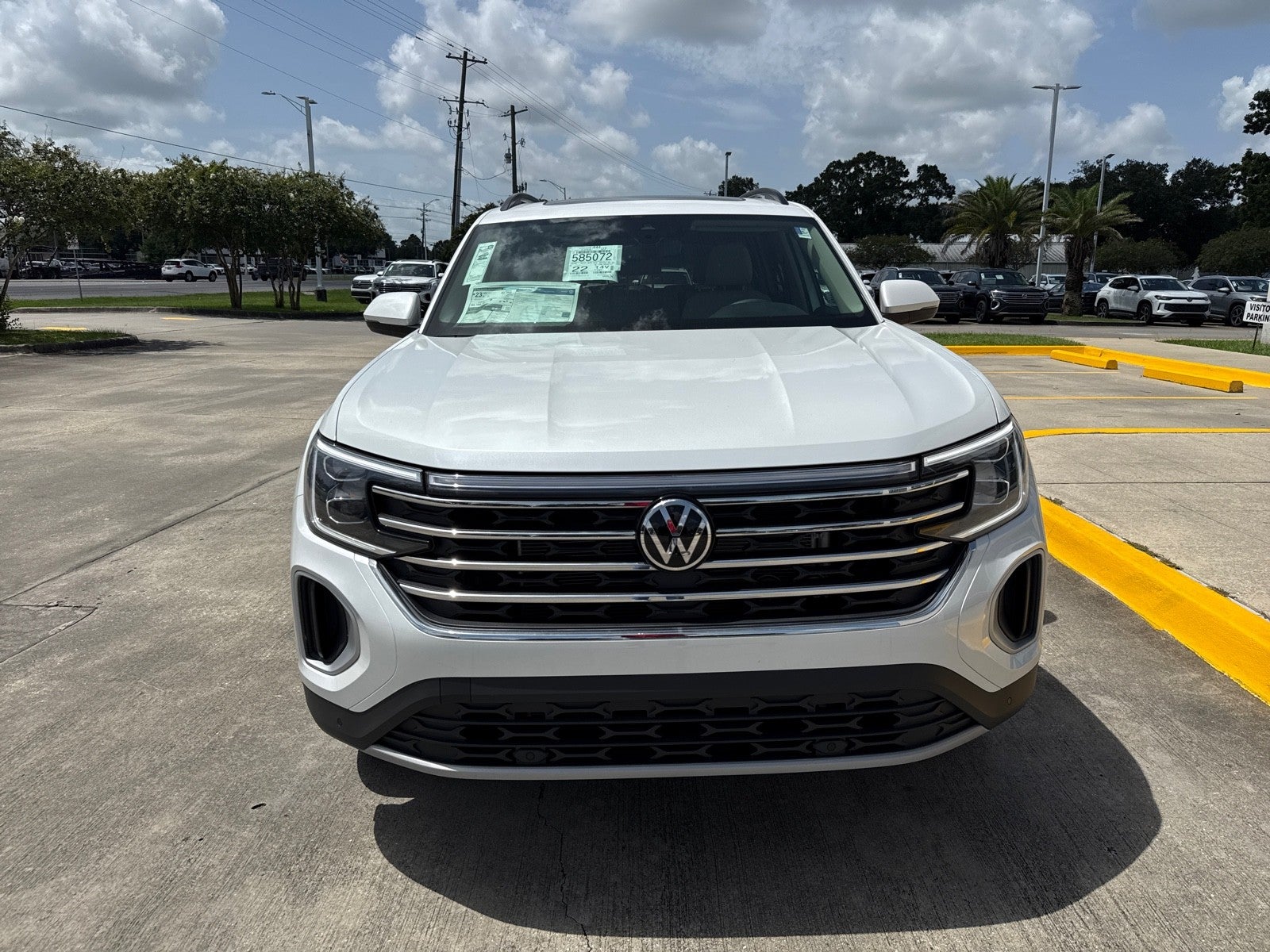 2026 Volkswagen Atlas 2.0T SE w/Technology FWD