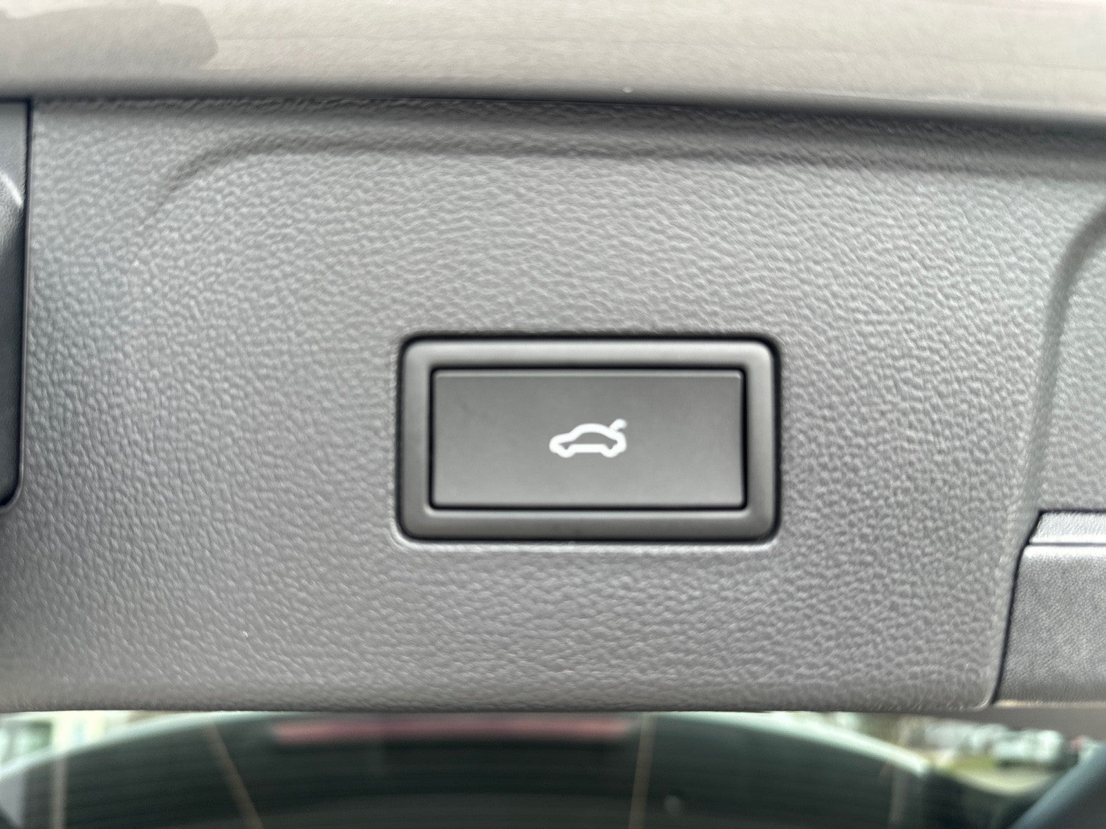 2026 Volkswagen Atlas 2.0T SE w/Technology FWD