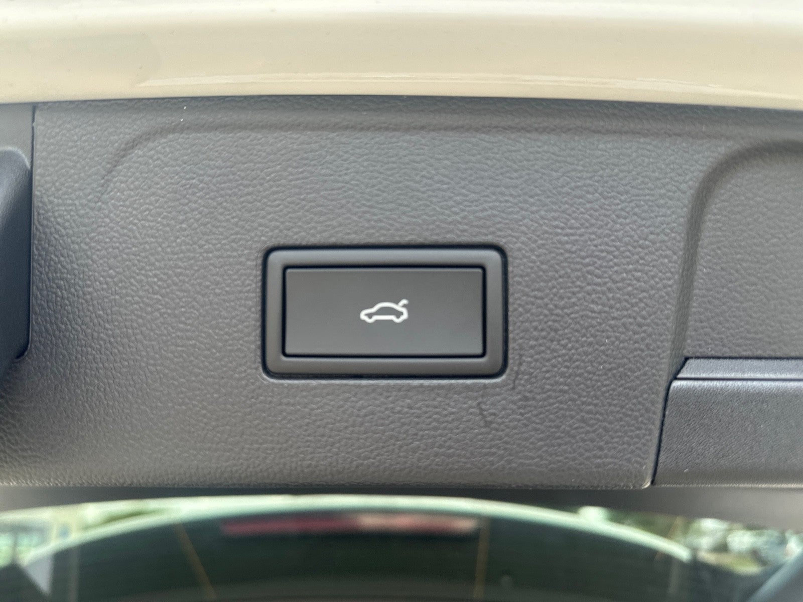 2026 Volkswagen Atlas 2.0T SE w/Technology FWD