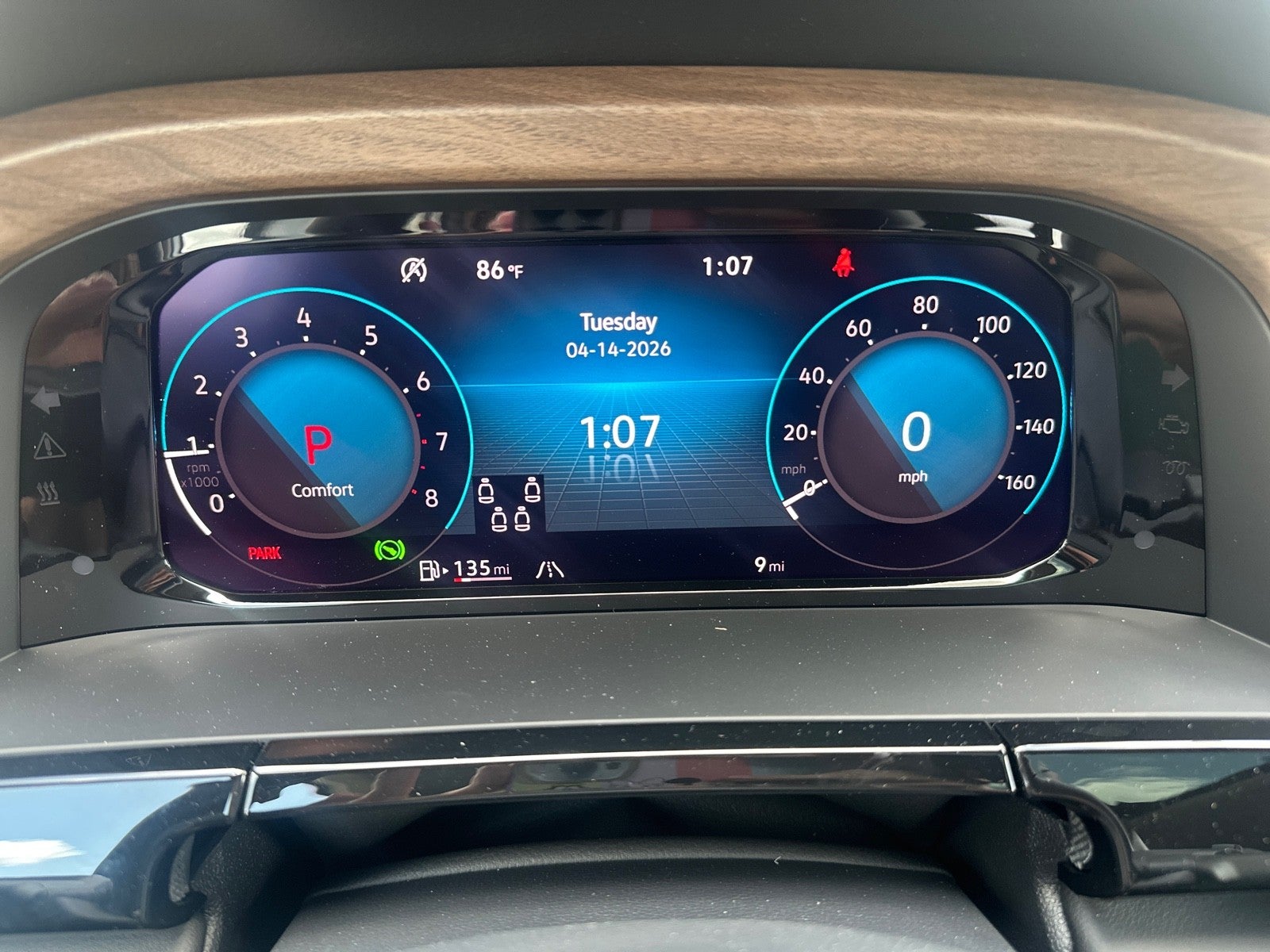 2026 Volkswagen Atlas 2.0T SE w/Technology FWD