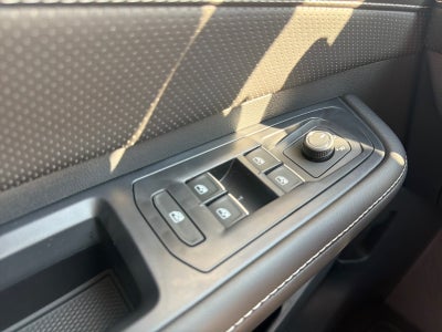 2026 Volkswagen Atlas 2.0T SE w/Technology FWD