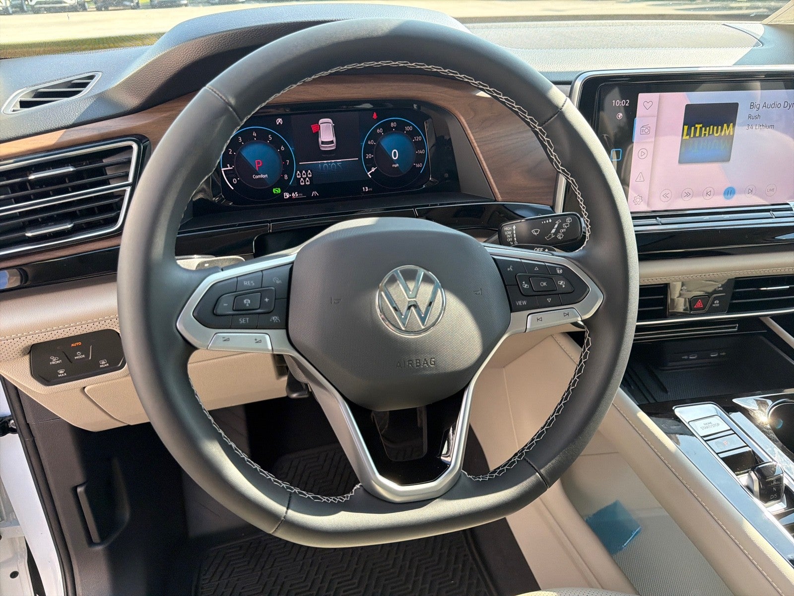 2026 Volkswagen Atlas 2.0T SE w/Technology FWD
