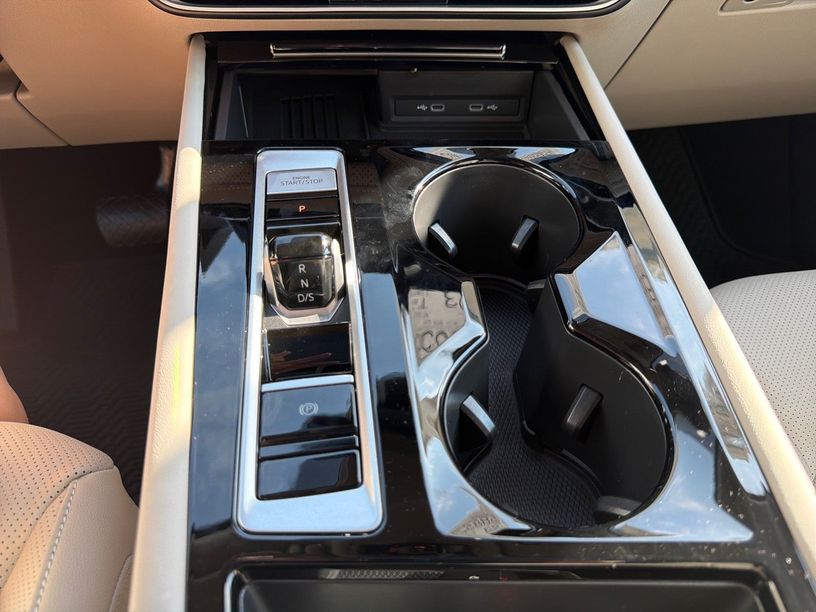 2026 Volkswagen Atlas 2.0T SE w/Technology FWD