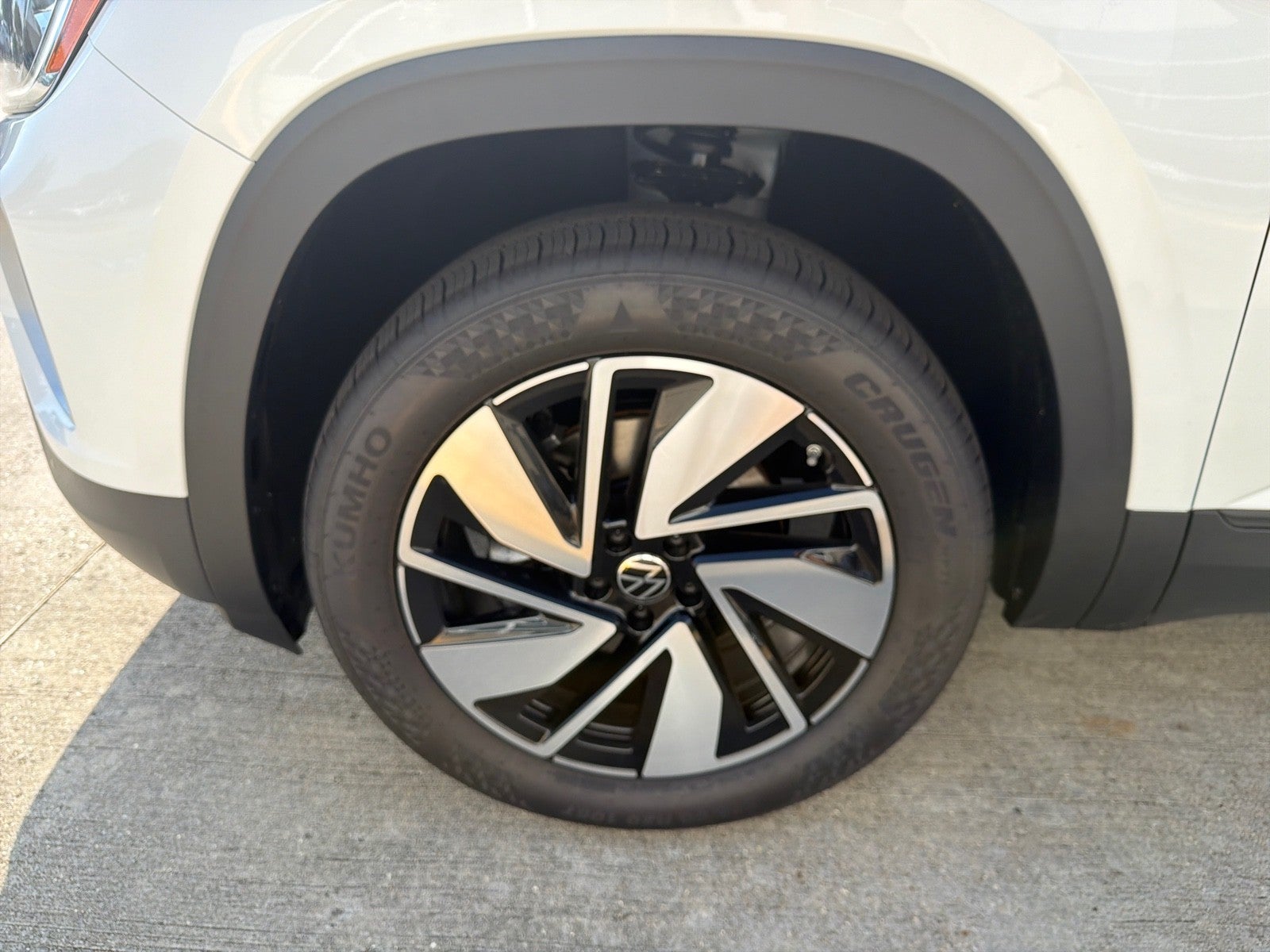2026 Volkswagen Atlas 2.0T SE w/Technology FWD