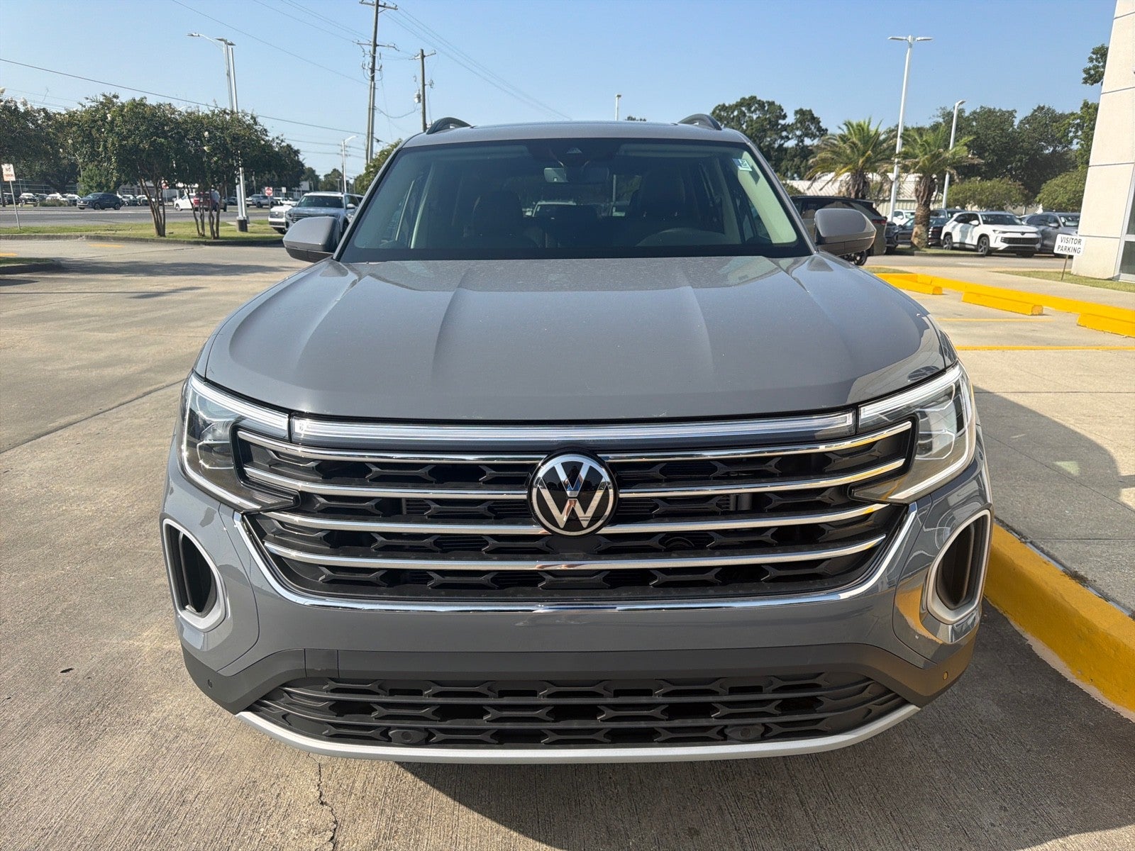 2026 Volkswagen Atlas 2.0T SE w/Technology FWD